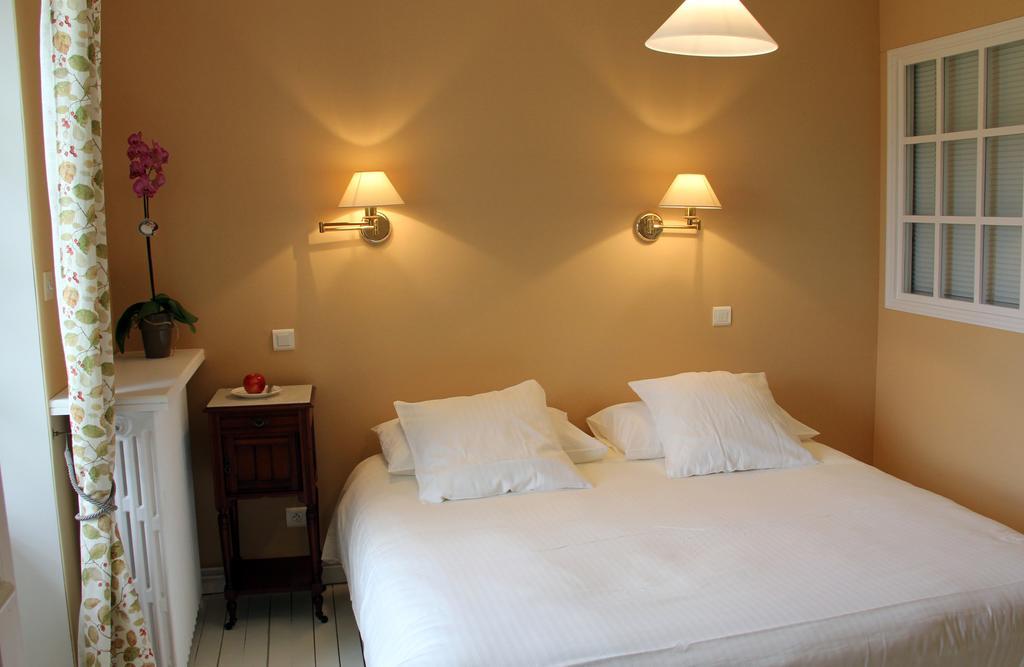 Maison D'Hotes L'Escale Bains-les-Bains Zewnętrze zdjęcie