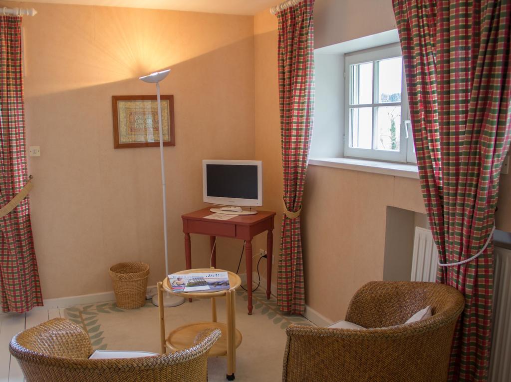 Maison D'Hotes L'Escale Bains-les-Bains Zewnętrze zdjęcie